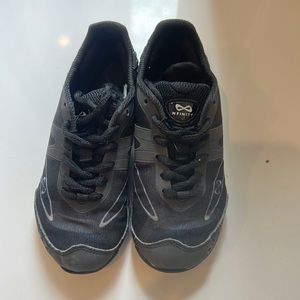 Nfinity cheer shoes youth 1